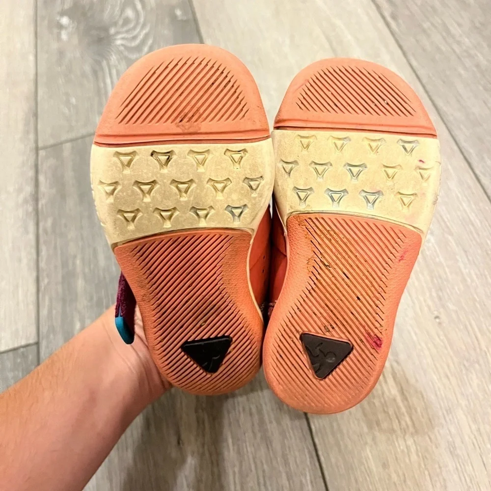Plae Pink little Girl Shoes Size 7.5